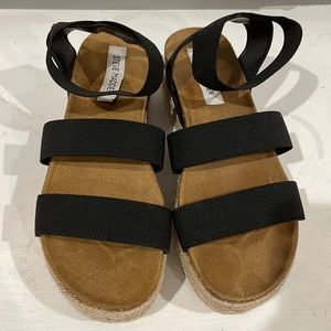 Steve Madden Kimmie Black Sandal